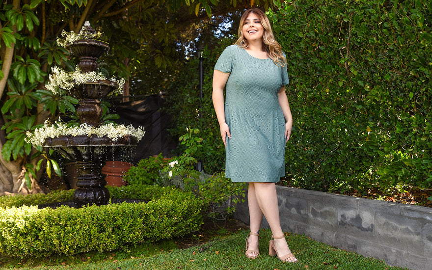 6 Stylish Baby Shower Dresses for Grandmothers & Guests Connected Apparel 6 Stylish Baby Shower Dresses for Grandmothers & Guests Connected Apparel